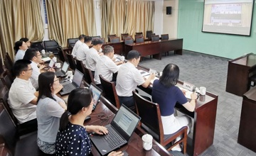 歐維姆在全區(qū)國資國企年中工作會(huì)議作經(jīng)驗(yàn)交流發(fā)言