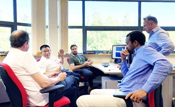 曾光安深入英國(guó)市場(chǎng)走訪調(diào)研時(shí)指出：合作創(chuàng)造價(jià)值 “三位一體”實(shí)現(xiàn)共贏