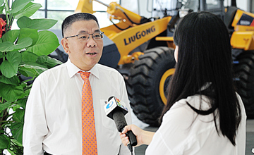 加大加快“十三五”戰(zhàn)略實(shí)施　推動柳工事業(yè)發(fā)展