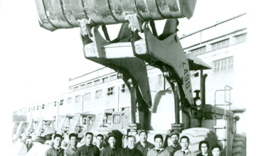 60年：激情與奮進(jìn)的故事