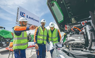 第八屆柳工全球技能比武大賽總決賽在泰國大城府成功舉辦